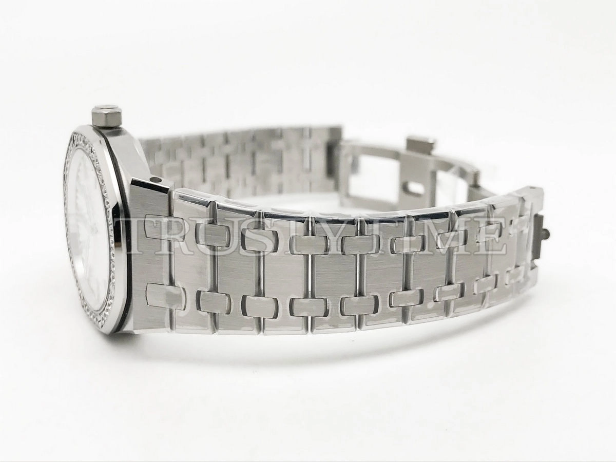 Копия часов Audemars Piguet Royal Oak Ladies 33mm 67651ST.ZZ.1261ST.01 Арт.AP-0739