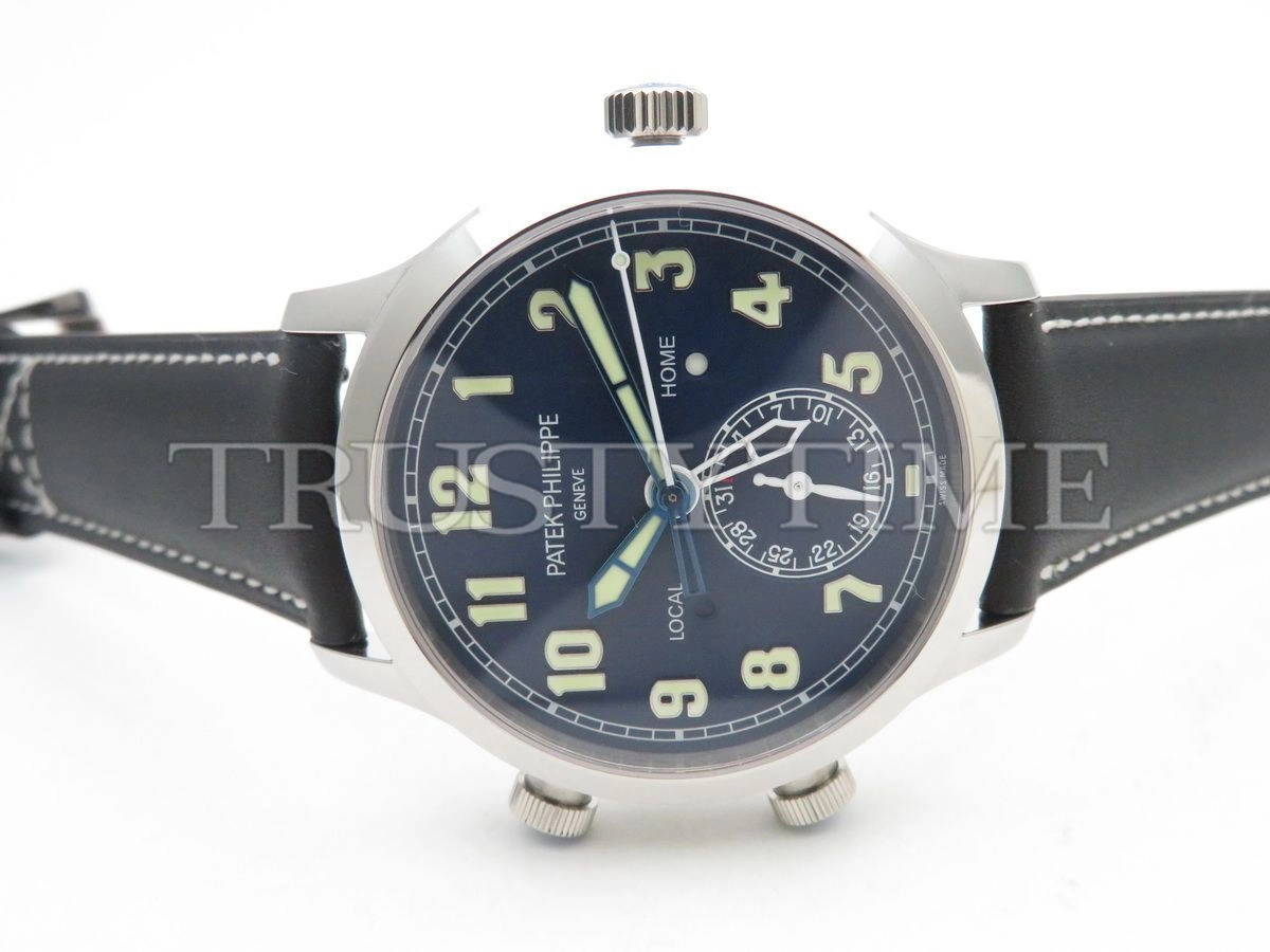 Копия часов Patek Philippe Calatrava Pilot Travel Time 42mm 5524G-001 Арт.PP-0435