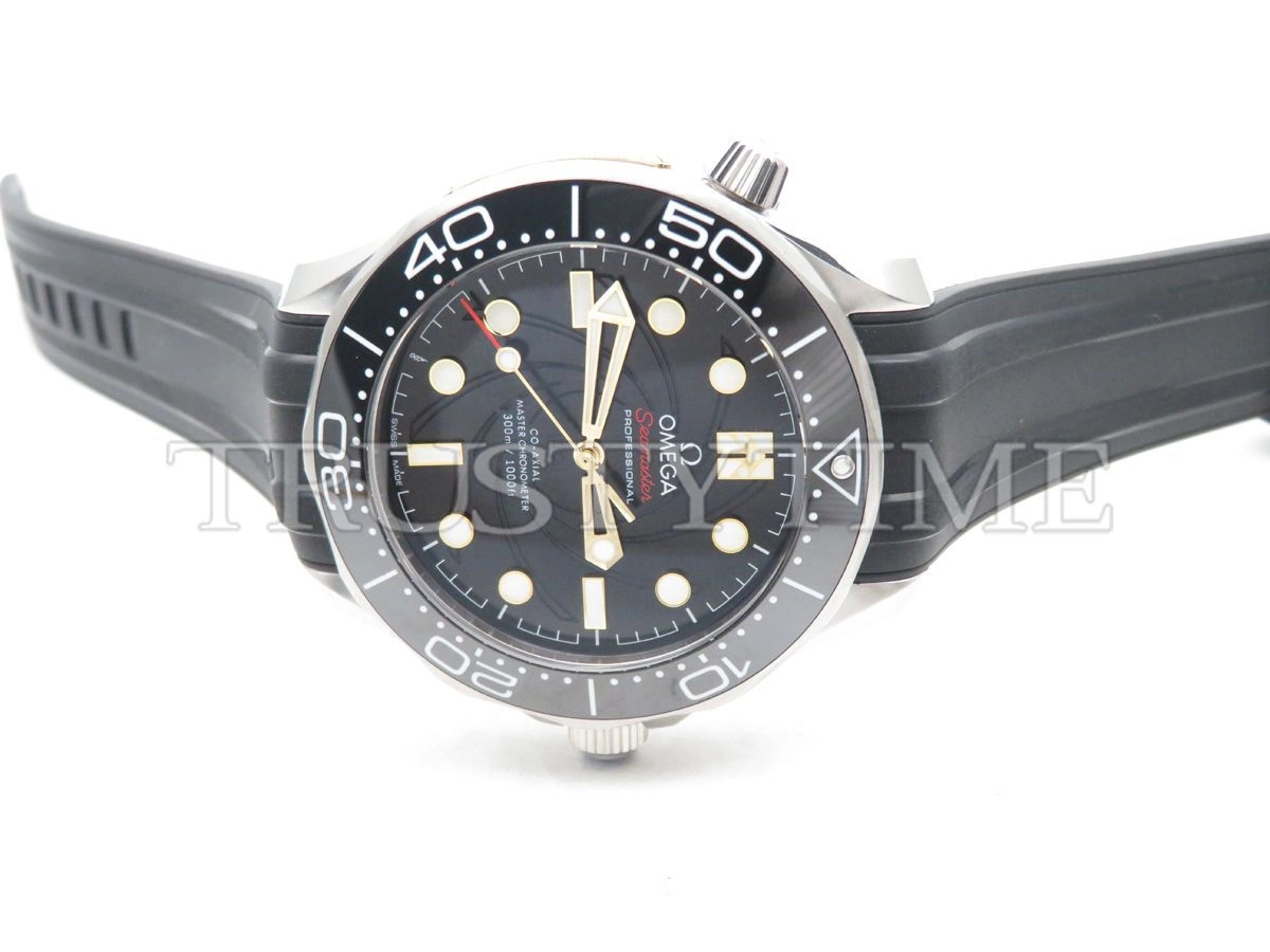 Копия часов Omega Seamaster Diver 300m Co-axial Chronometer James Bond Limited Edition No Date 42mm 210.22.42.20.01.003 Арт.OM-0835