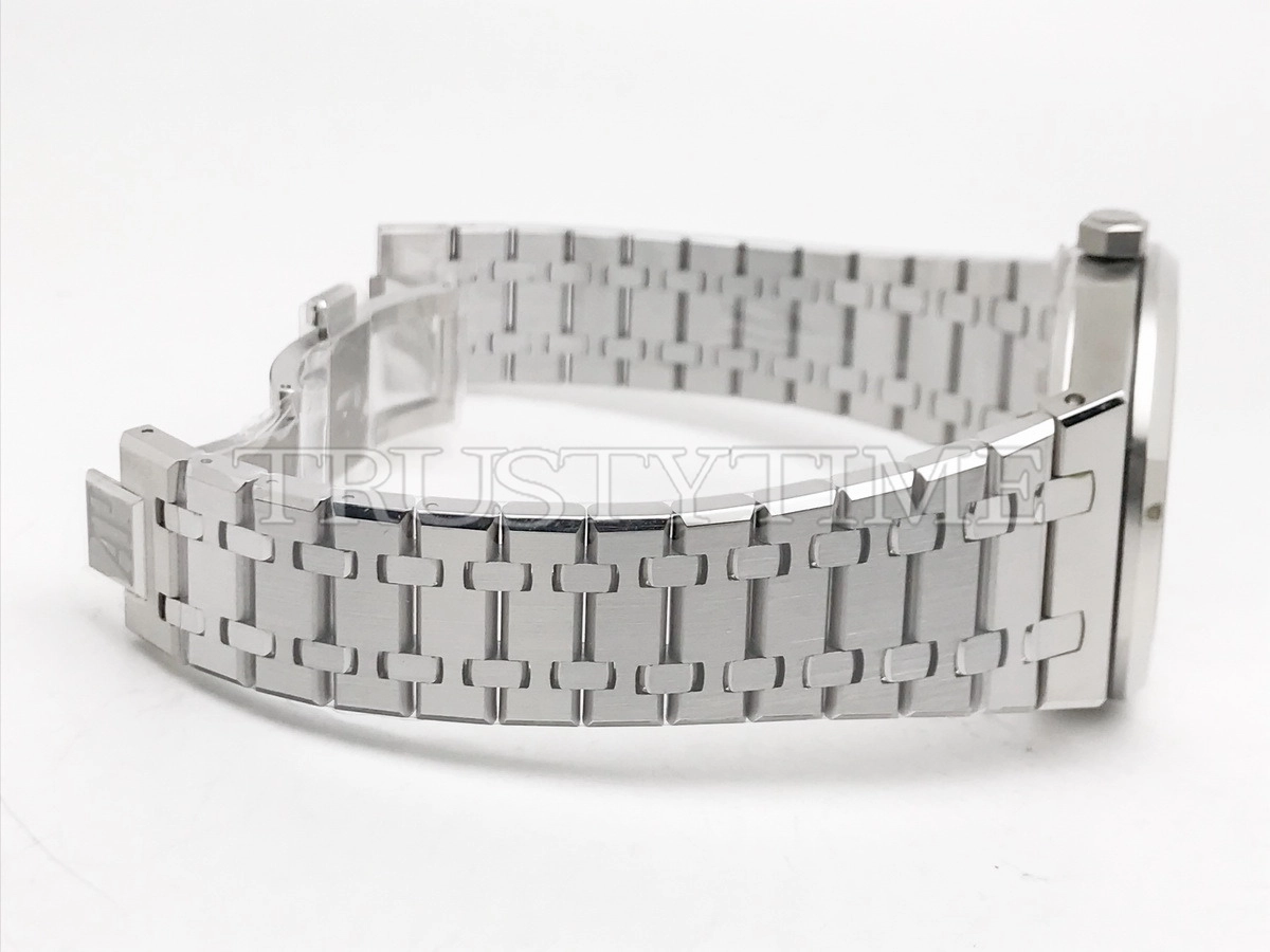 Копия часов Audemars Piguet Royal Oak Selfwinding 15500ST.OO.1220ST.04 Арт.AP-0656