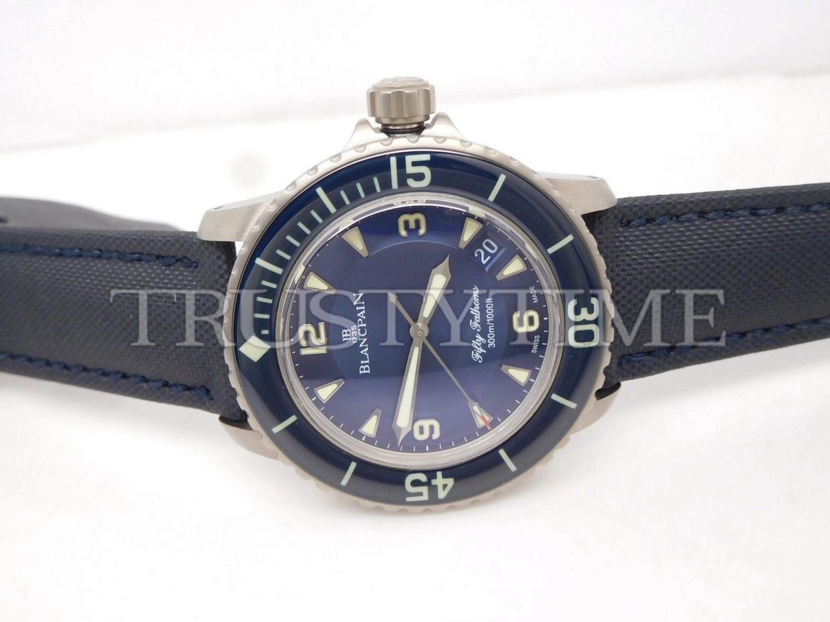 Копия часов Blancpain Fifty Fathoms 5015-12B40-O52A Арт.BP-0287