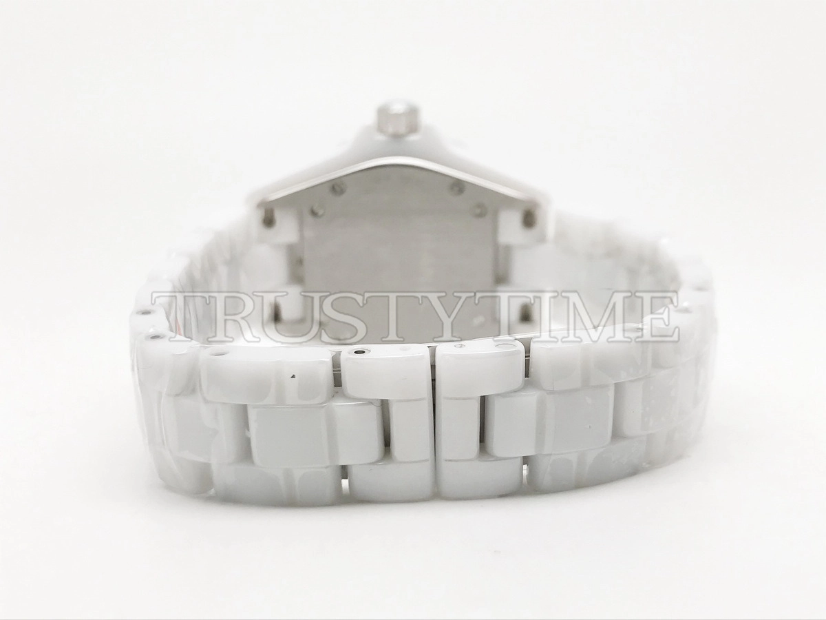 Копия часов Chanel J-12 Mother-Of-Pearl And Diamond Dial 33 H2422 Арт.CN-0293