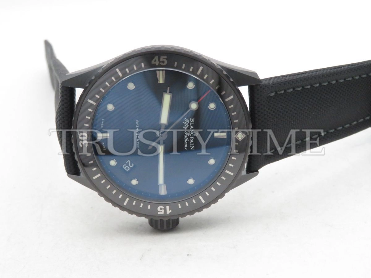 Копия часов Blancpain Fifty Fathoms Bathyscaphe 5000-0130-B52A Арт.BP-0347
