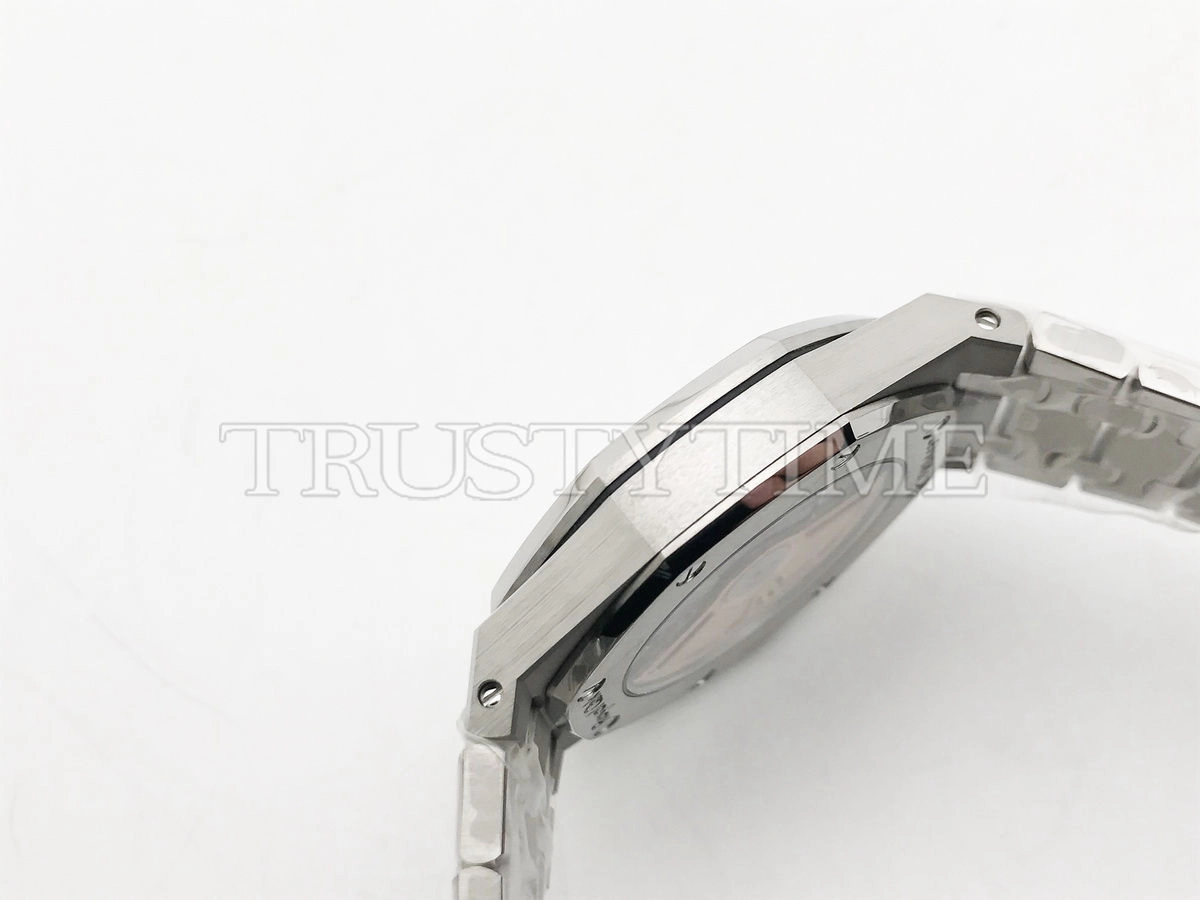 Копия часов Audemars Piguet Royal Oak Selfwinding 34mm 77350ST.OO.1261ST.01 Арт.AP-0409