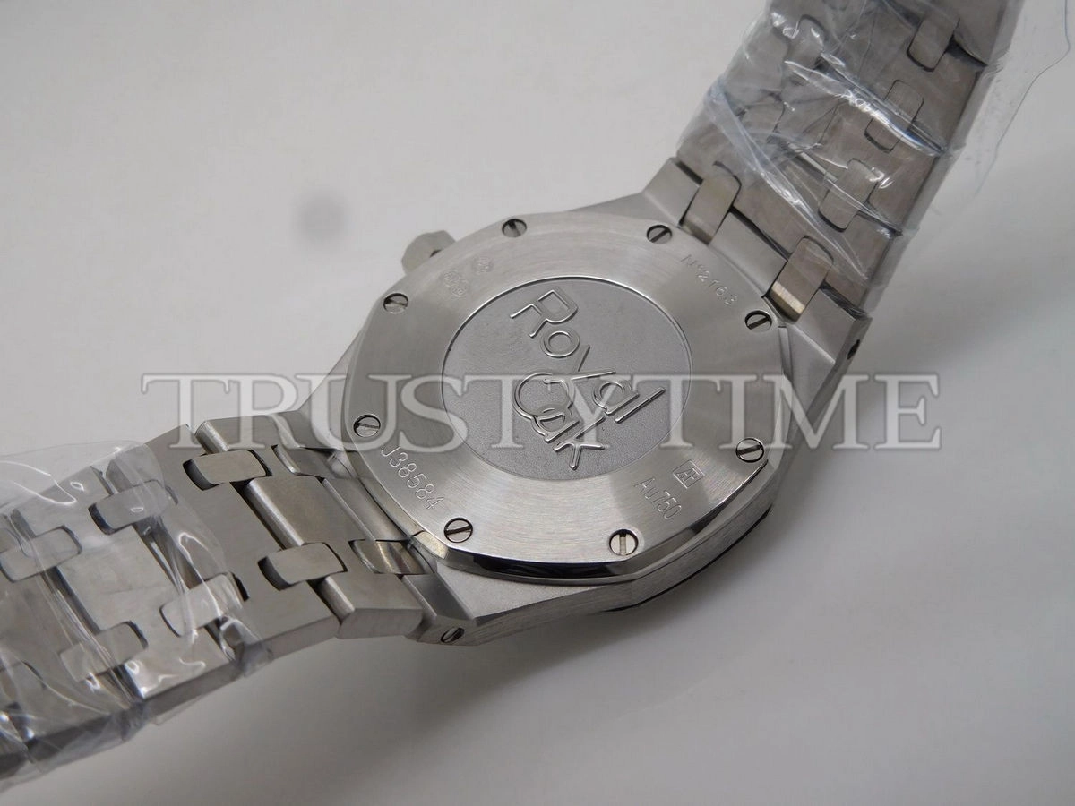Копия часов Audemars Piguet Royal Oak Frosted 33mm 67653BC.GG.1263BC.02 Арт.AP-0731