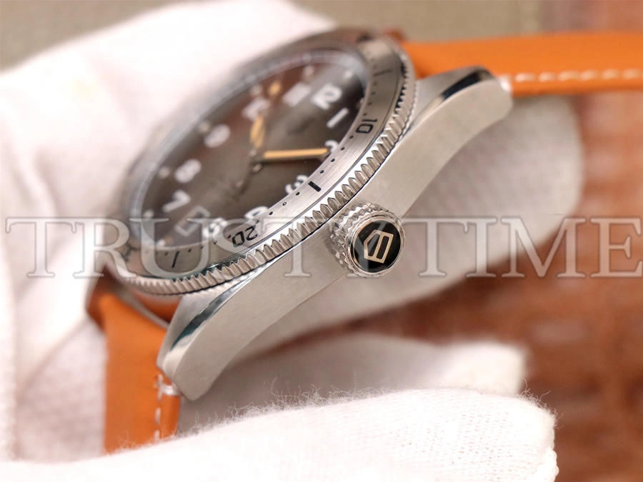 Копия часов Tag Heuer Autavia Isograph Calibre 5 42mm WBE5111.FC8267 Арт.TG-0601