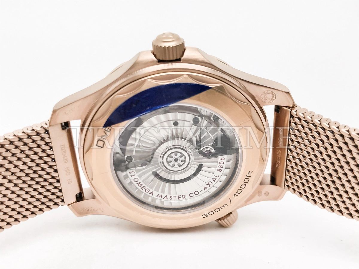 Копия часов Omega Seamaster Diver 300 Co-axial Master Chronometer 42mm 210.90.42.20.01.003 Арт.OM-1029