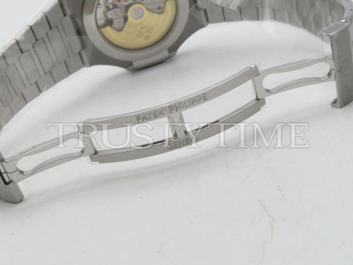 Копия часов Patek Philippe Nautilus Annual Calendar 40,5mm 5726/1A-001 Арт.PP-0692