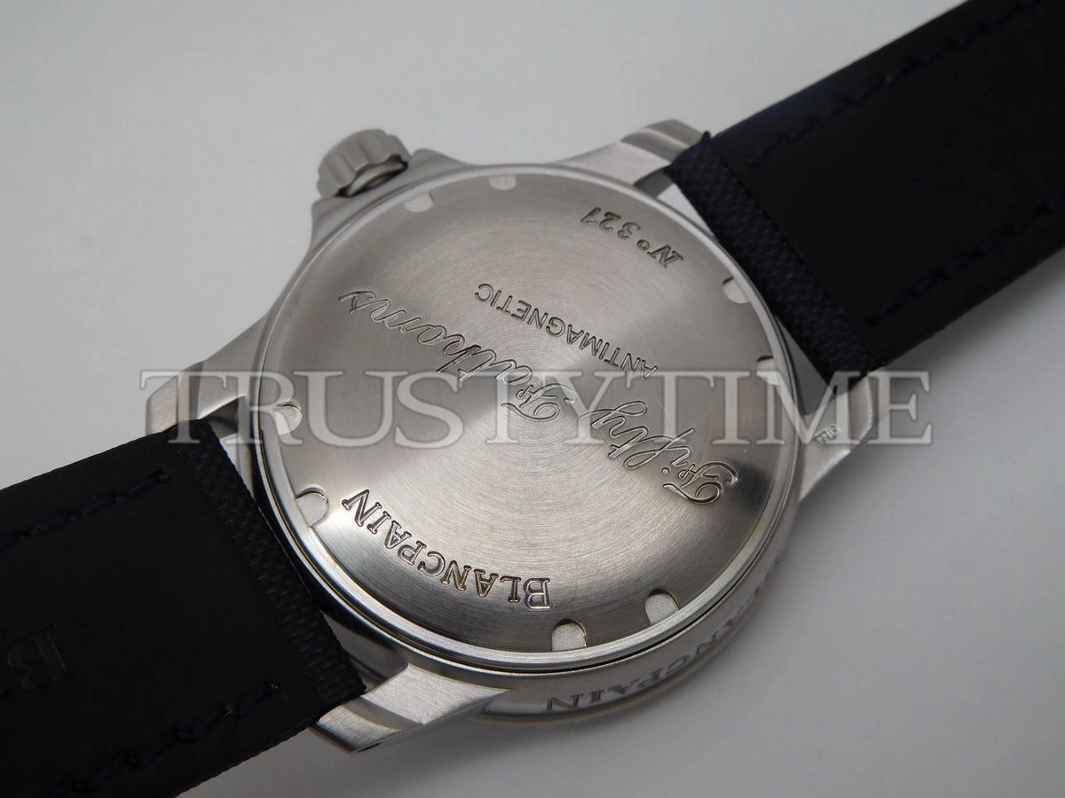 Копия часов Blancpain Fifty Fathoms 5015D-1140-52B Арт.BP-0288