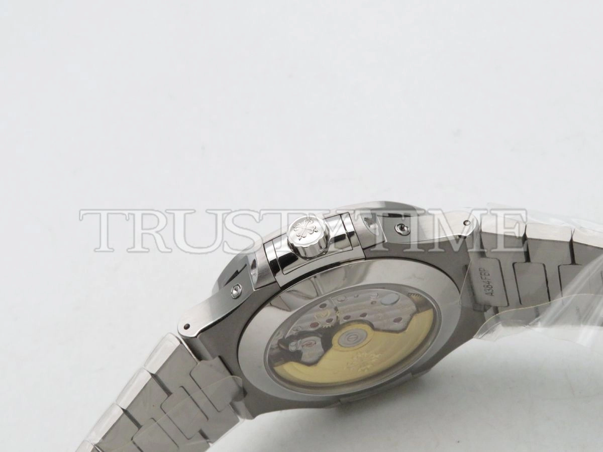 Копия часов Patek Philippe Nautilus Annual Calendar 40,5mm 5726/1A-010 Арт.PP-0693