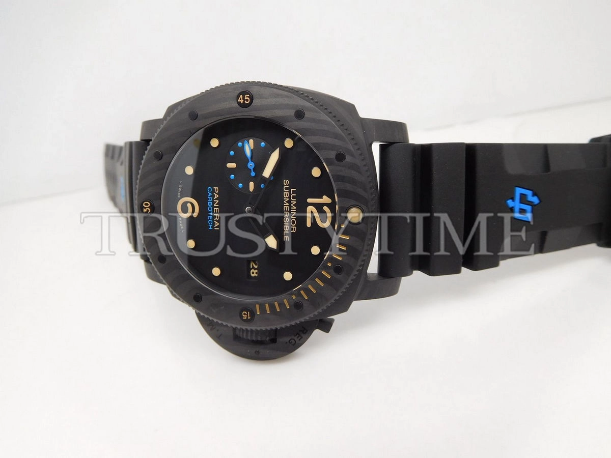 Копия часов Panerai Luminor Submersible 3 Days Automatic Carbotech 47mm PAM00616 Арт.PN-0775