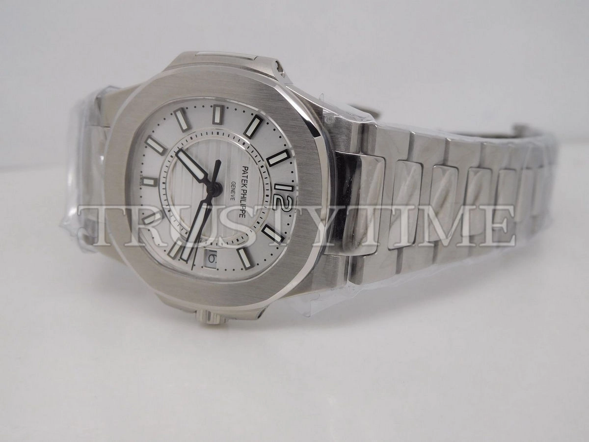 Копия часов Patek Philippe Nautilus Ladies 32mm 7011/1G-001 Арт.PP-0508