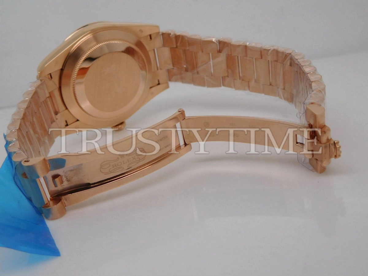 Копия часов Rolex Day-Date 40mm 228235-0006 Арт.RX-1009