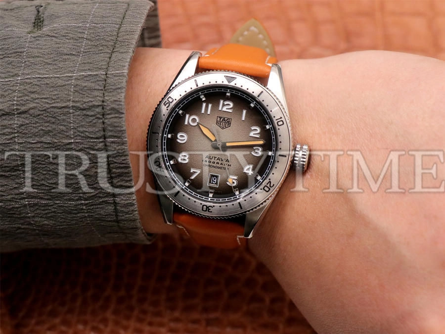 Копия часов Tag Heuer Autavia Isograph Calibre 5 42mm WBE5111.FC8267 Арт.TG-0601