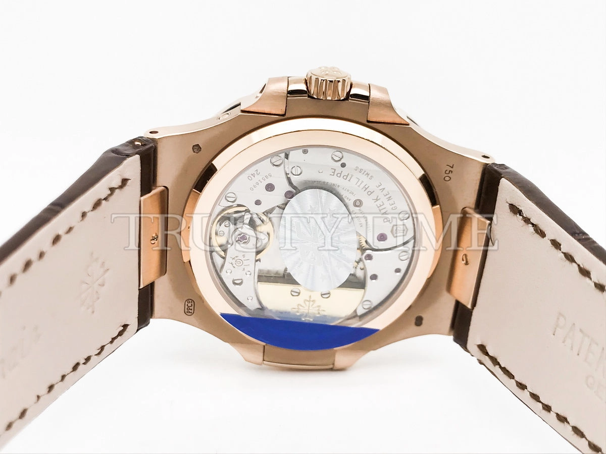 Копия часов Patek Philippe Nautilus Power Reserve Moonphase 40mm 5712R-001 Арт.PP-0742