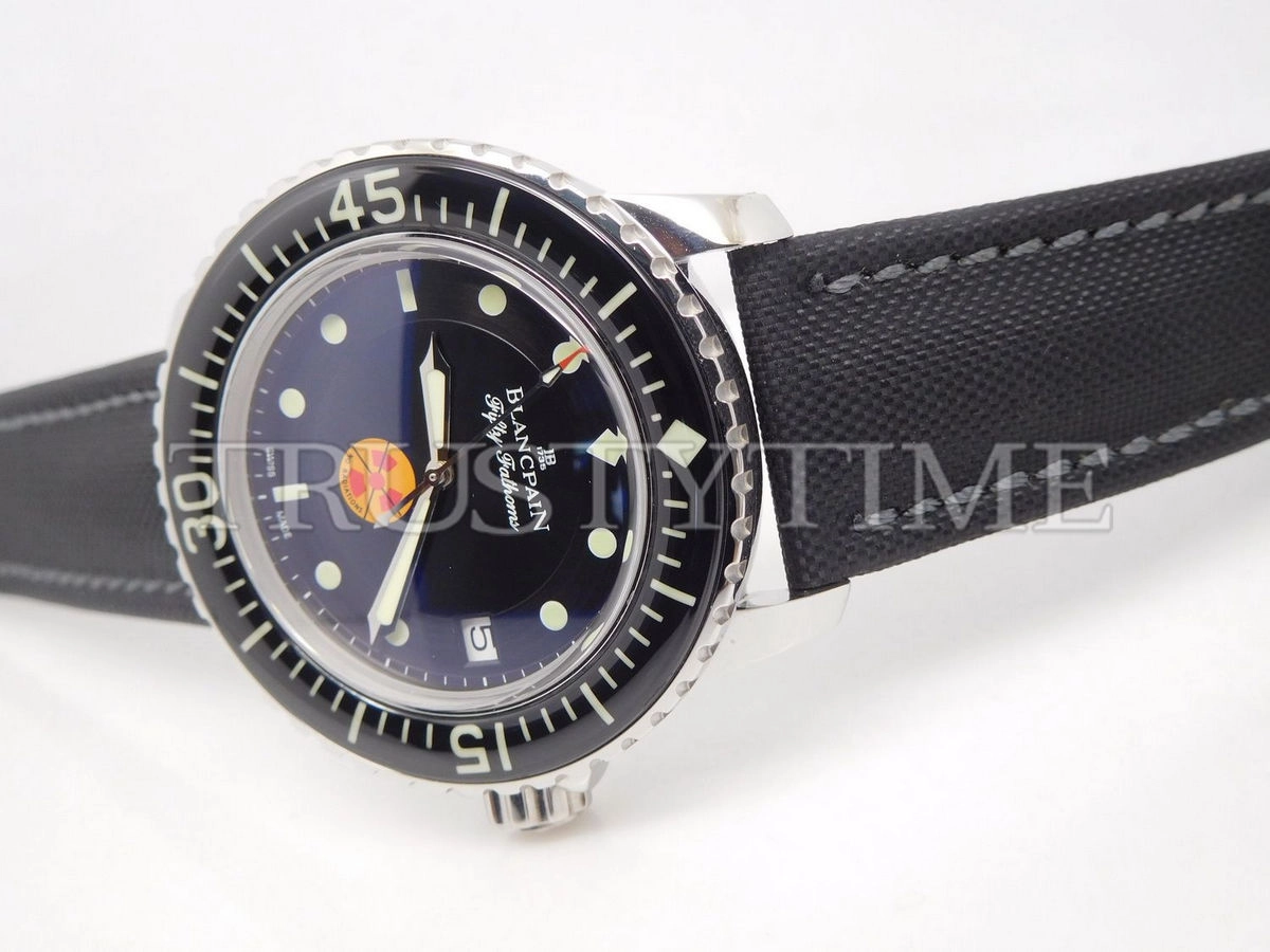 Копия часов Blancpain Fifty Fathoms No Radiation 5008D-1130-B64A Арт.BP-0289