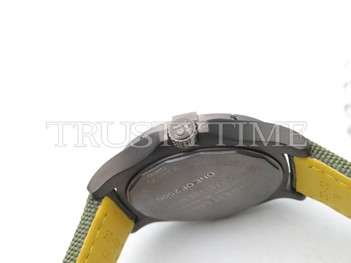 Копия часов Breitling Avenger Automatic GMT 45 Night Mission V323952A1L1X1 Арт.BT-0580