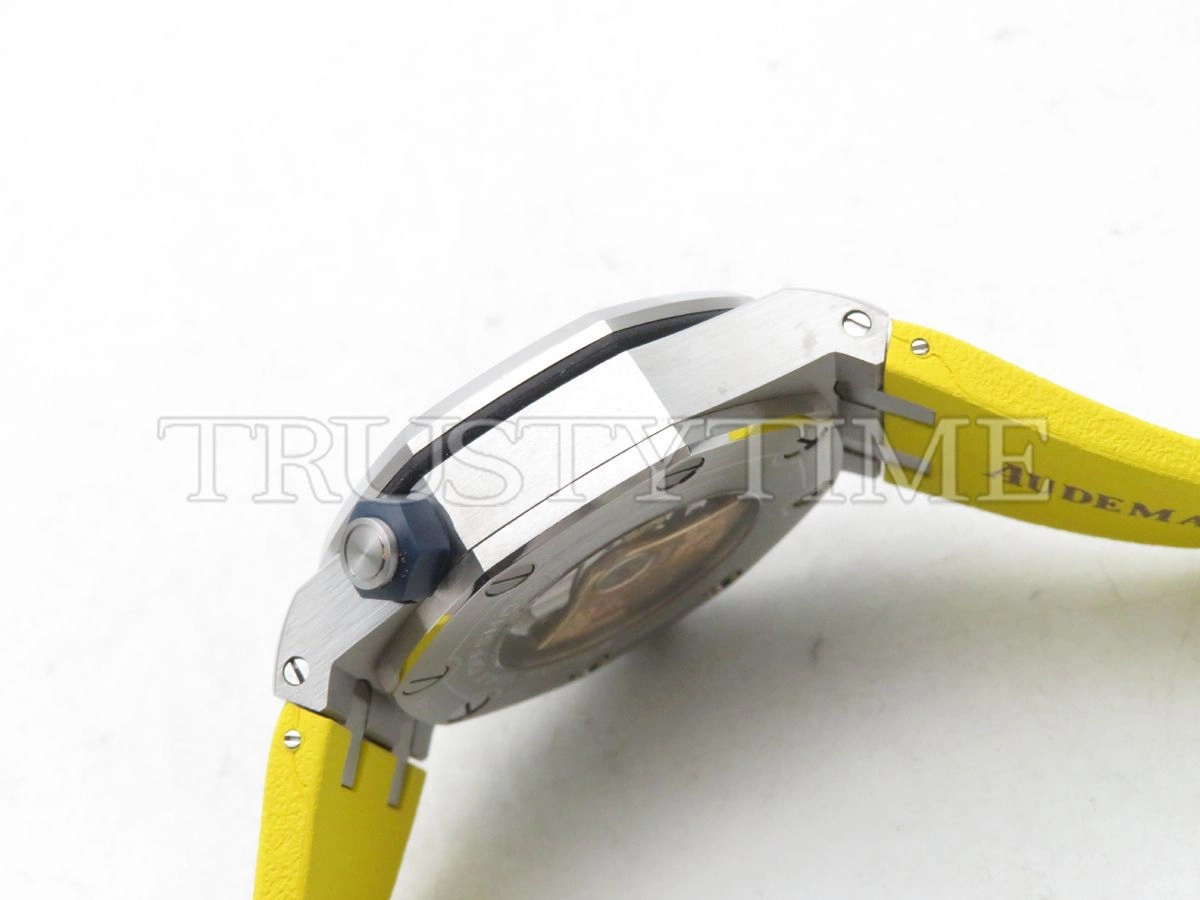 Копия часов Audemars Piguet Royal Oak Offshore Diver 15710ST.OO.A051CA.01 Арт.AP-1008