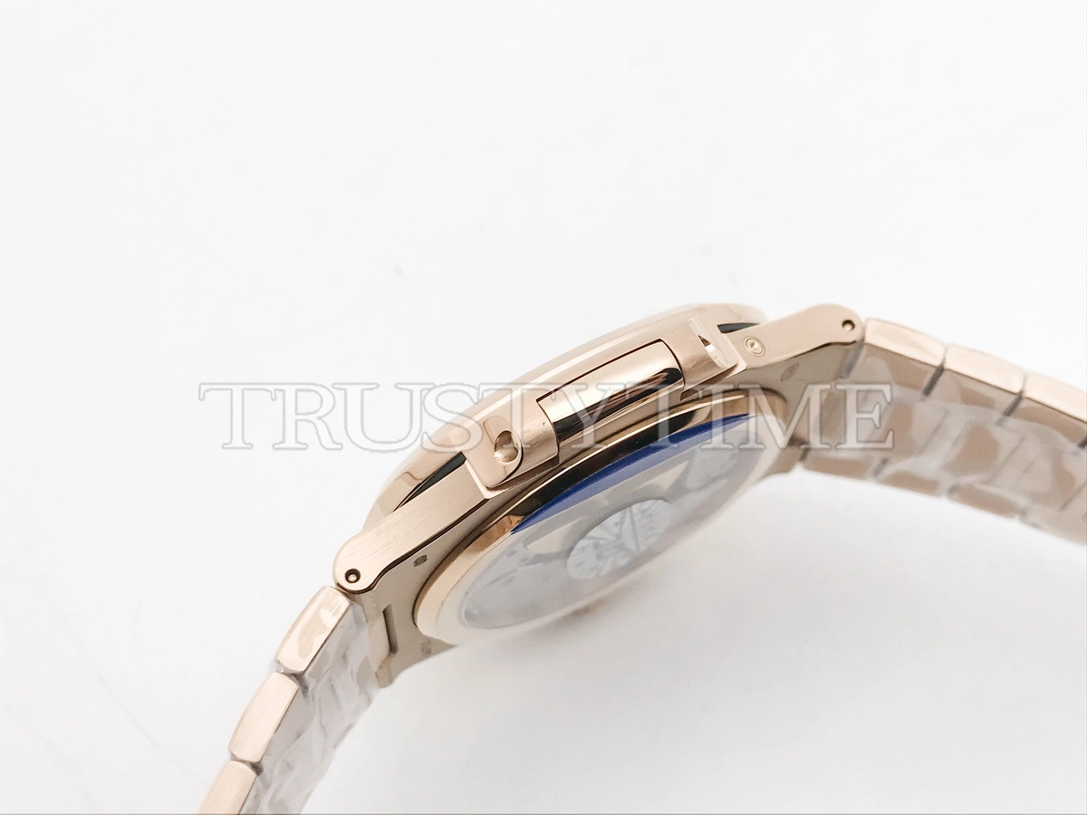 Копия часов Patek Philippe Nautilus Power Reserve Moonphase 40mm 5712R-001 Арт.PP-0807