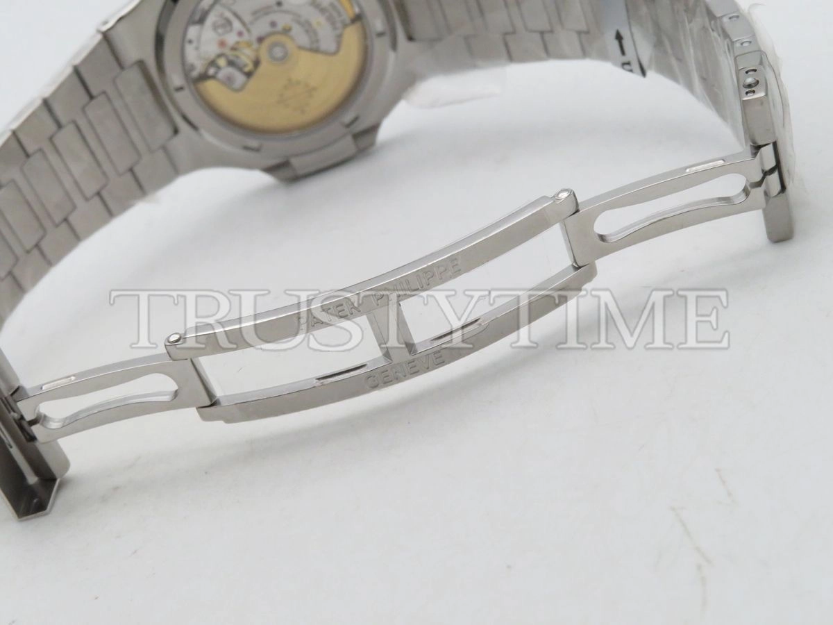 Копия часов Patek Philippe Nautilus 40mm 5711/1A-010 Арт.PP-0688