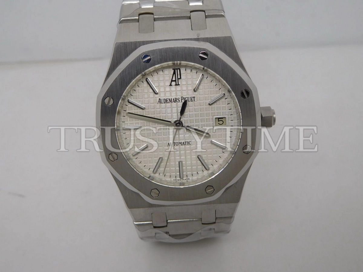 Копия часов Audemars Piguet Royal Oak 39mm 15300ST.OO.1220ST.01 Арт.AP-0665