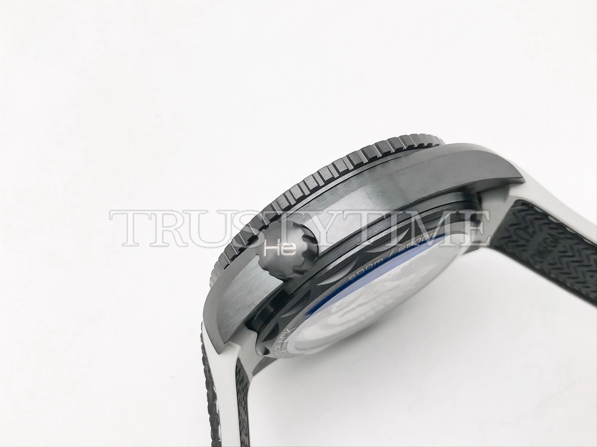 Копия часов Omega Seamaster Planet Ocean 600M Black Ceramic 45.5mm 215.92.46.22.01.007 Арт.OM-1033