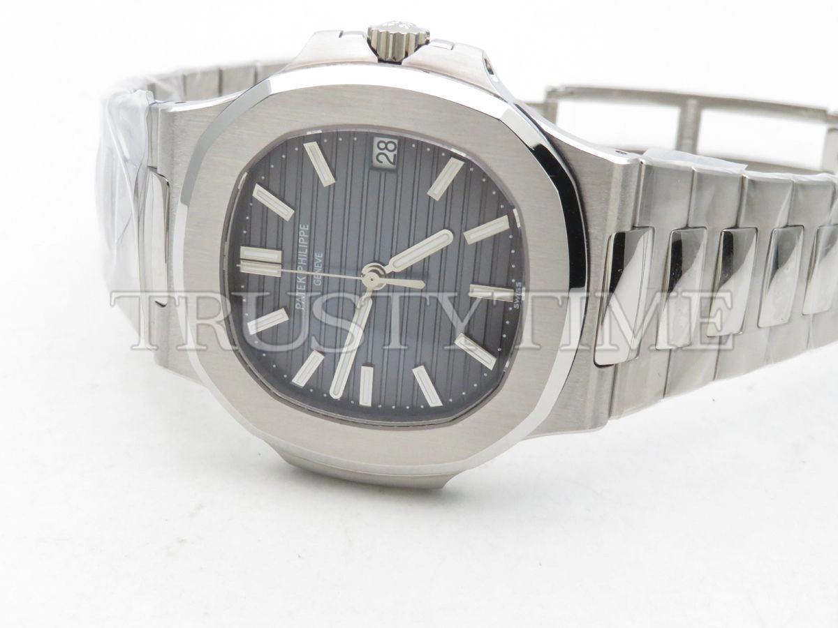 Копия часов Patek Philippe Nautilus 40mm 5711/1A-010 Арт.PP-0688
