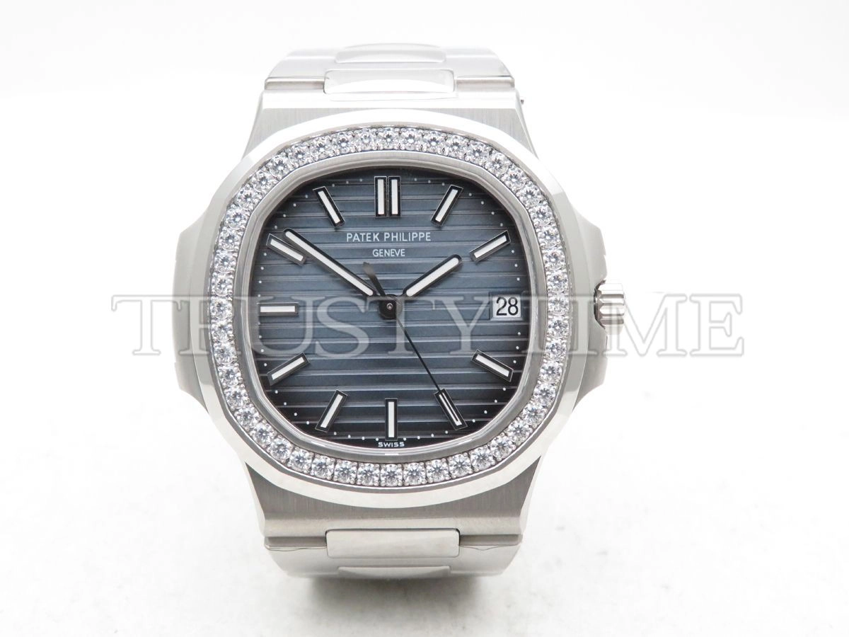 Копия часов Patek Philippe Nautilus 40mm 5713/1G-001 Арт.PP-0722