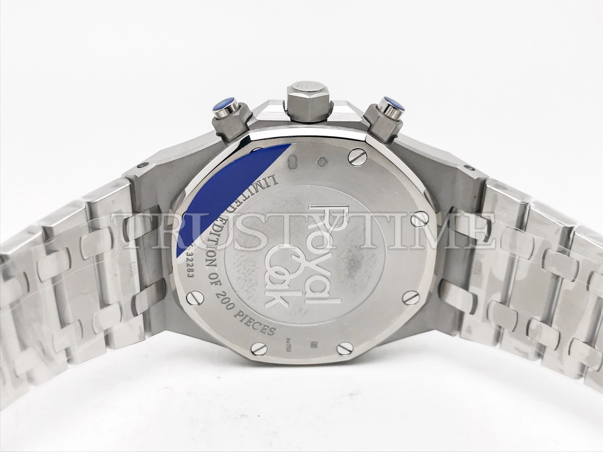 Копия часов Audemars Piguet Royal Oak Frosted Gold Selfwinding Chronograph 26331BC.GG.1224BC.01 Арт.AP-1238