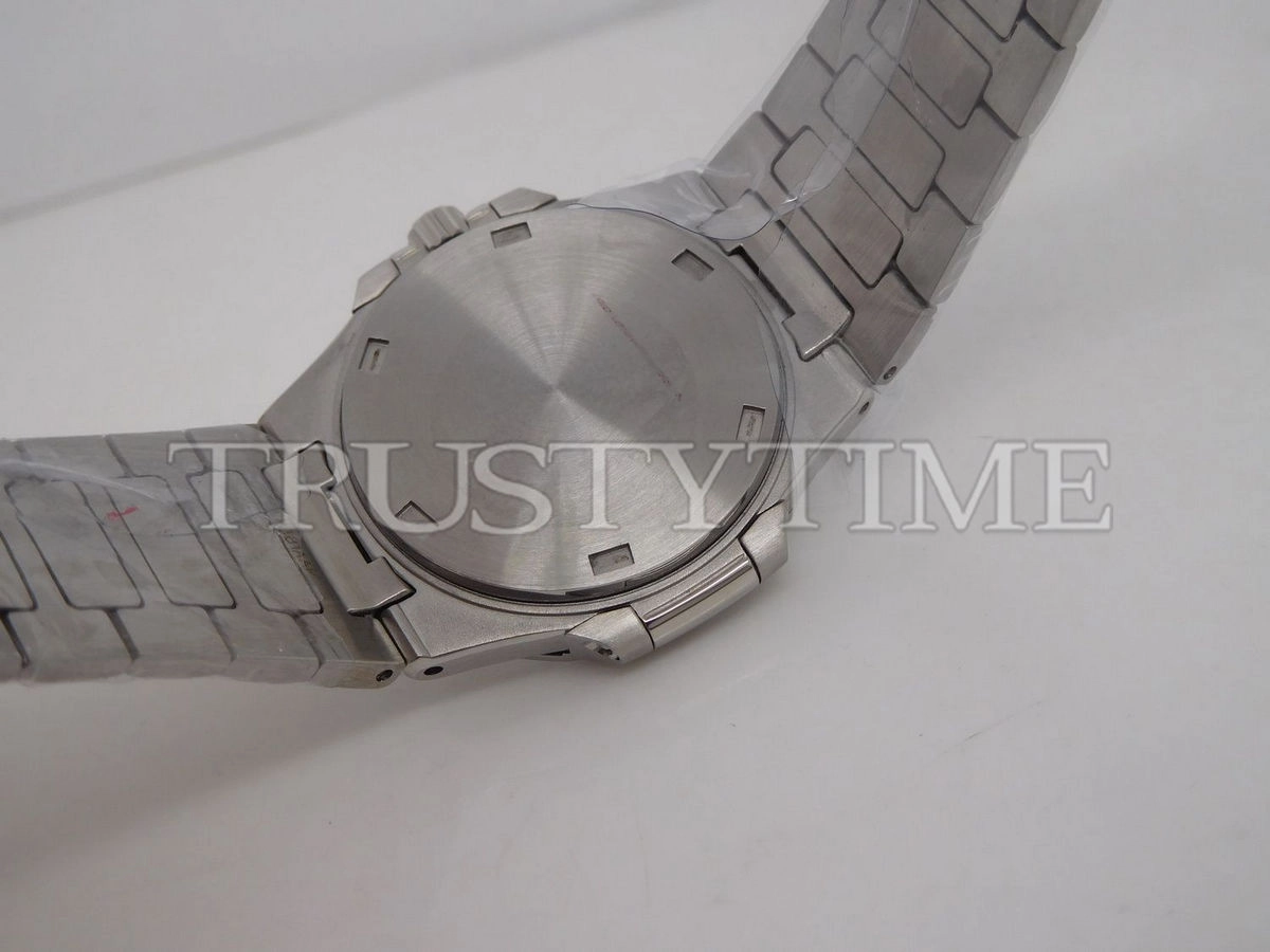Копия часов Patek Philippe Nautilus Ladies 32mm 7010/1G-001 Арт.PP-0505