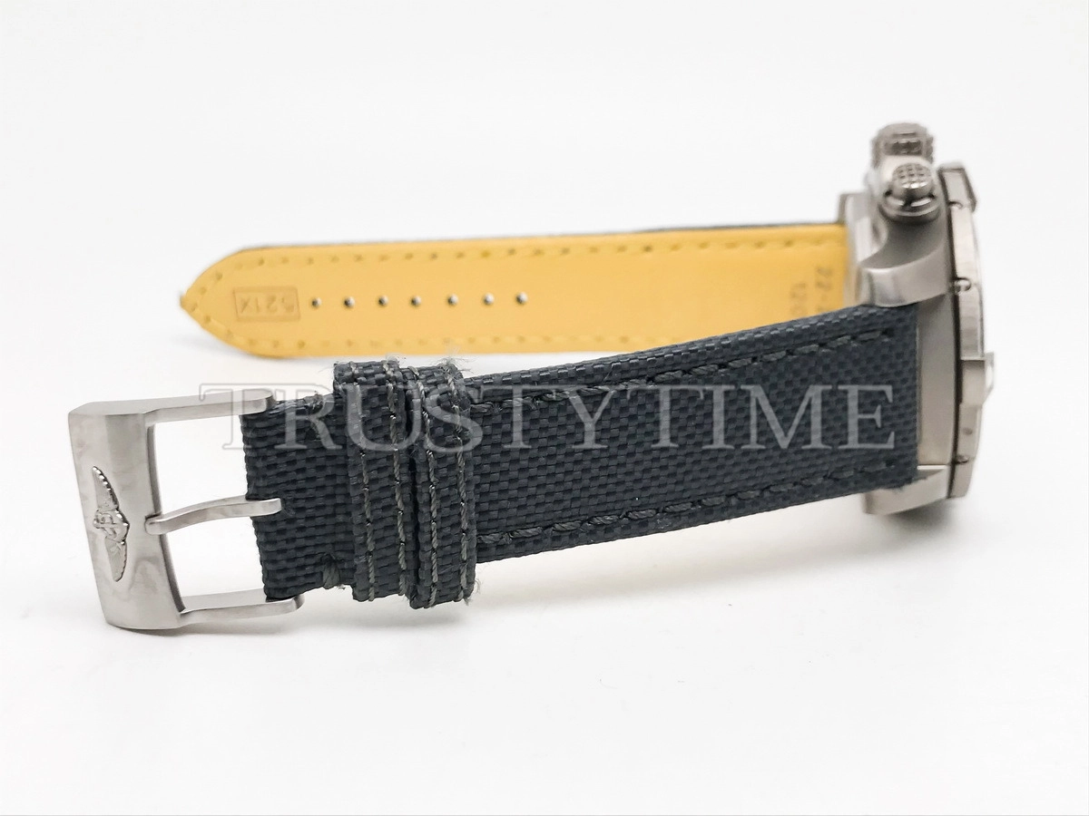 Копия часов Breitling Avenger Bandit Chronograph 45 E13383101M2W1 Арт.BT-1084