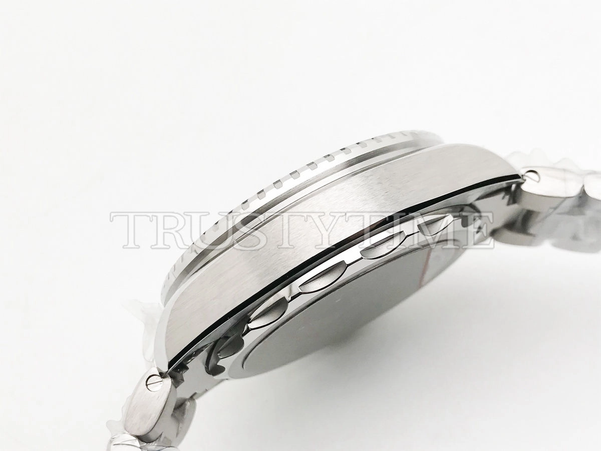 Копия часов Omega Seamaster Planet Ocean 6000m Co‑Axial Master Chronometer 45,5mm 215.30.46.21.03.002 Арт.OM-0989