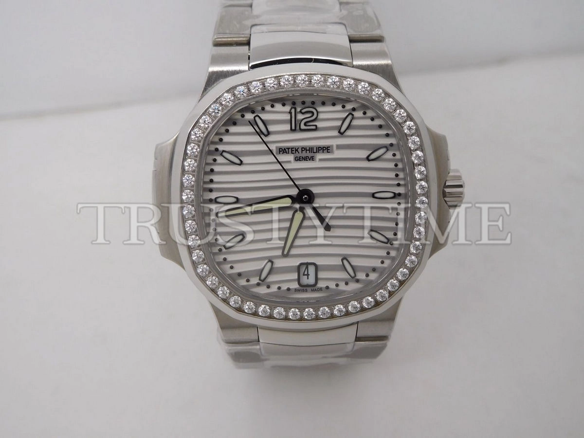 Копия часов Patek Philippe Nautilus Lades 34mm 7018/1A-001 Арт.PP-0492