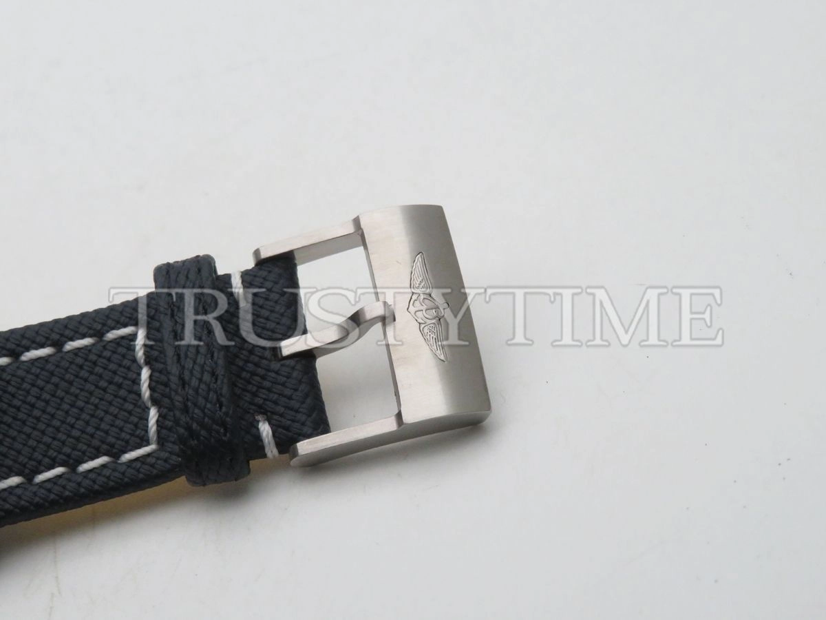 Копия часов Breitling Avenger Automatic GMT 43 A32395101C1X1 Арт.BT-0553