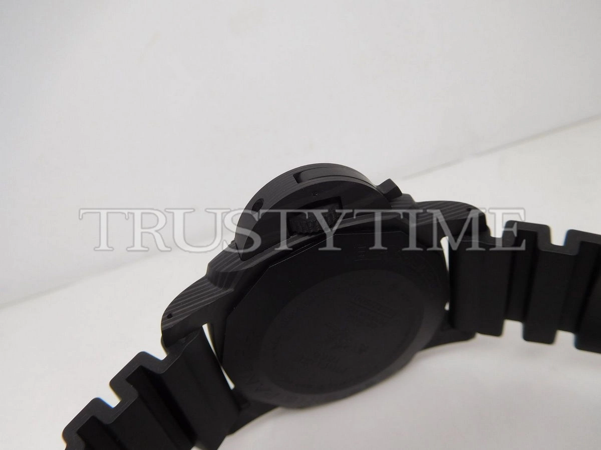 Копия часов Panerai Luminor Submersible 3 Days Automatic Carbotech 47mm PAM00616 Арт.PN-0775