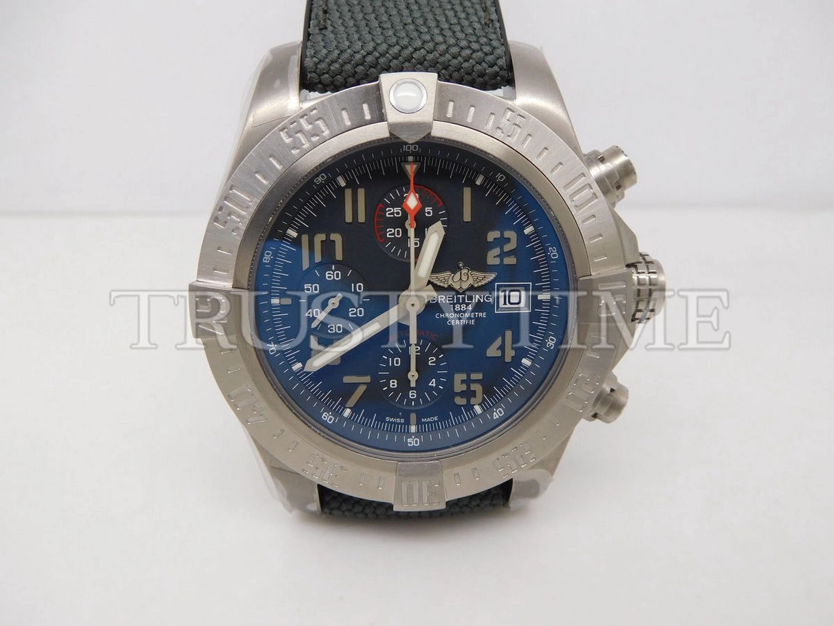 Копия часов Breitling Avenger Bandit Chronograph 45 A1338111/F564/109W/A20BA.1 Арт.BT-0337