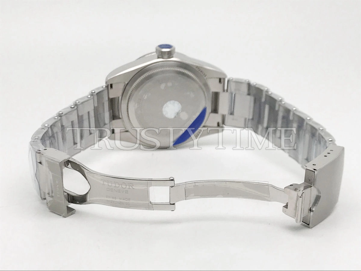 Копия часов Tudor Black Bay GMT S&G 41mm M79830RB-0010 Арт.TD-0835