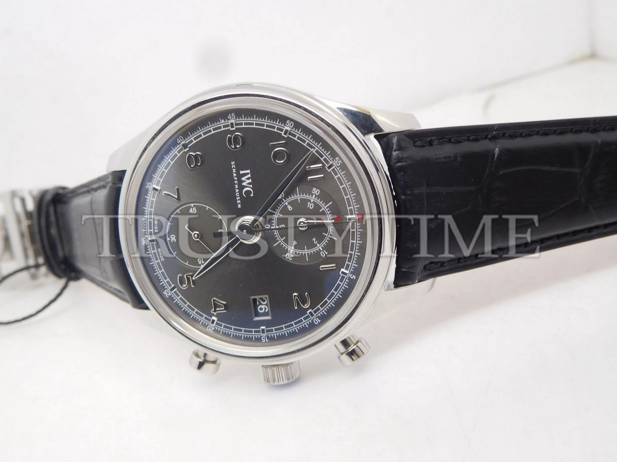 Копия часов IWC Portugieser Chronograph Classic 42mm IW390404 Арт.IW-0641