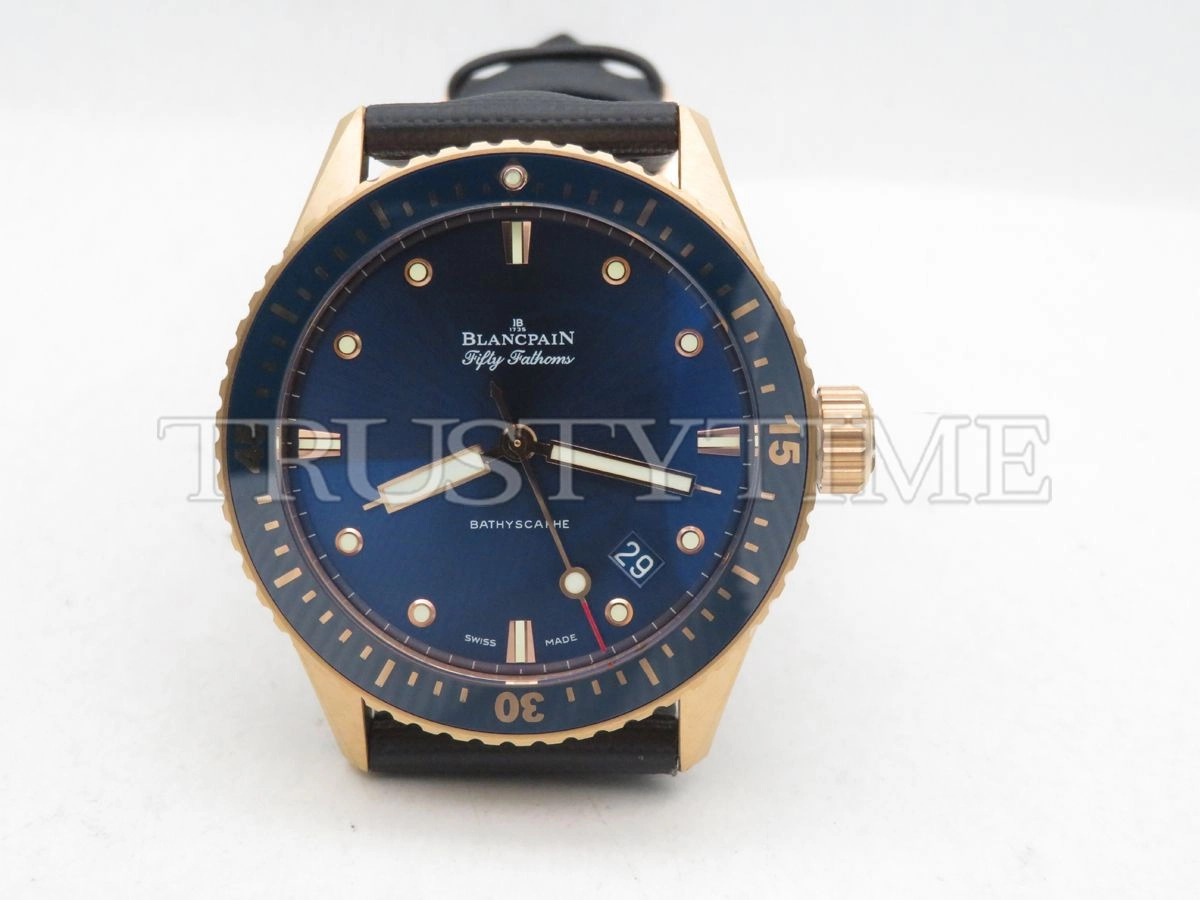 Копия часов Blancpain Fifty Fathoms Bathyscaphe 5000-36S40-O52A Арт.BP-0345
