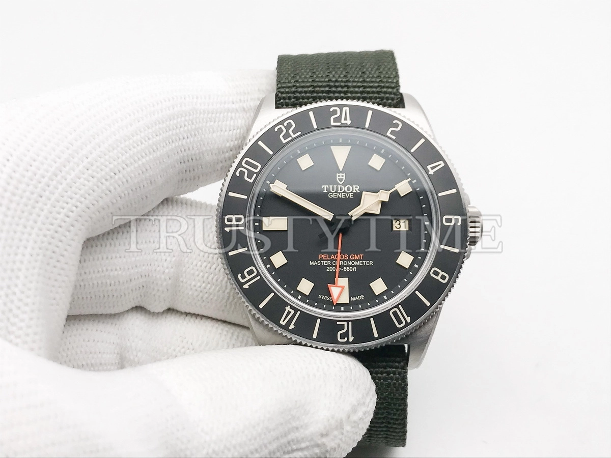 Копия часов Tudor Pelagos FXD GMT 42mm M2542G257NU-0002 Арт.TD-0845