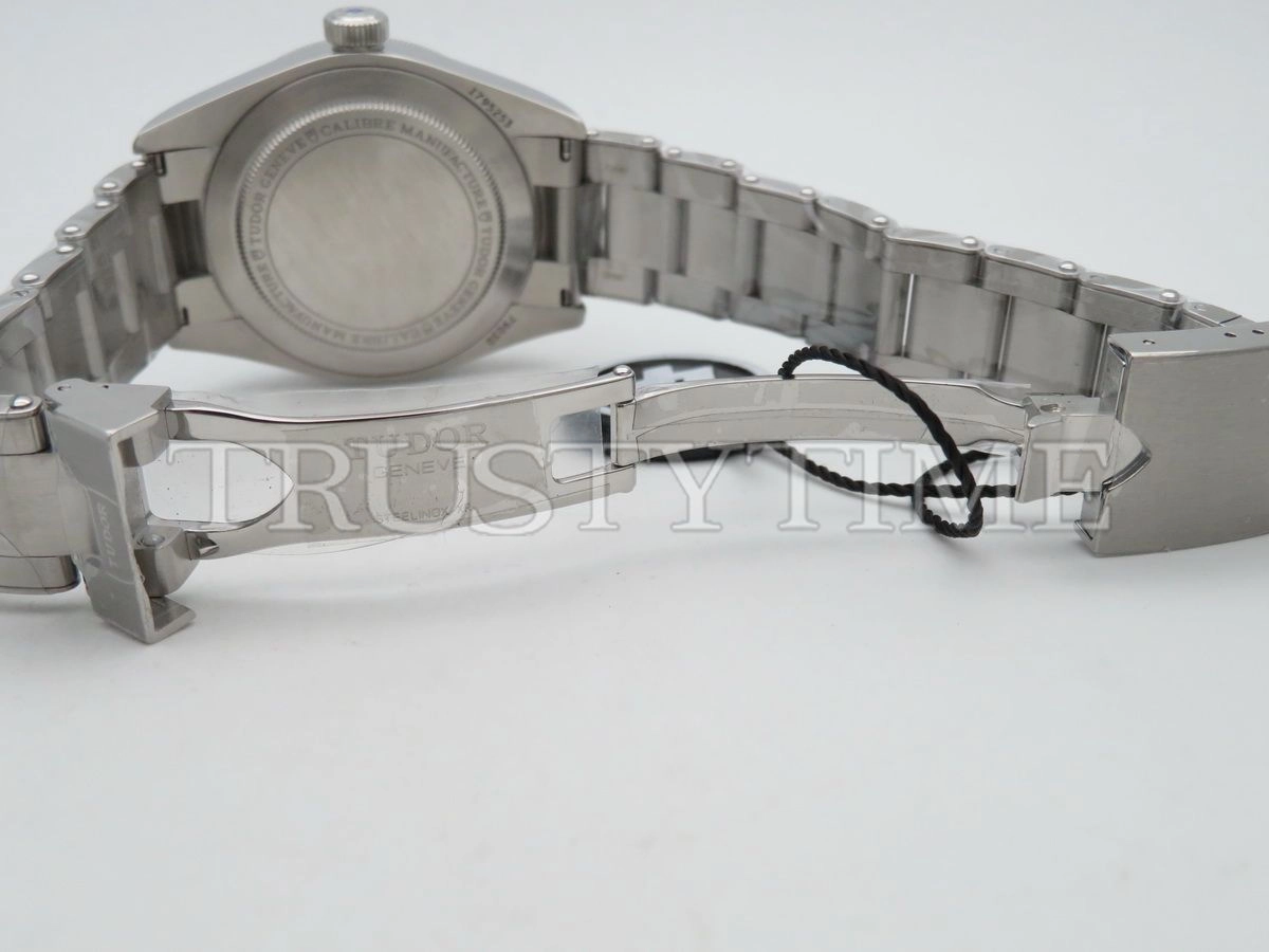 Копия часов Tudor Heritage Black Bay 39mm M79230N-0009 Арт.TD-0761