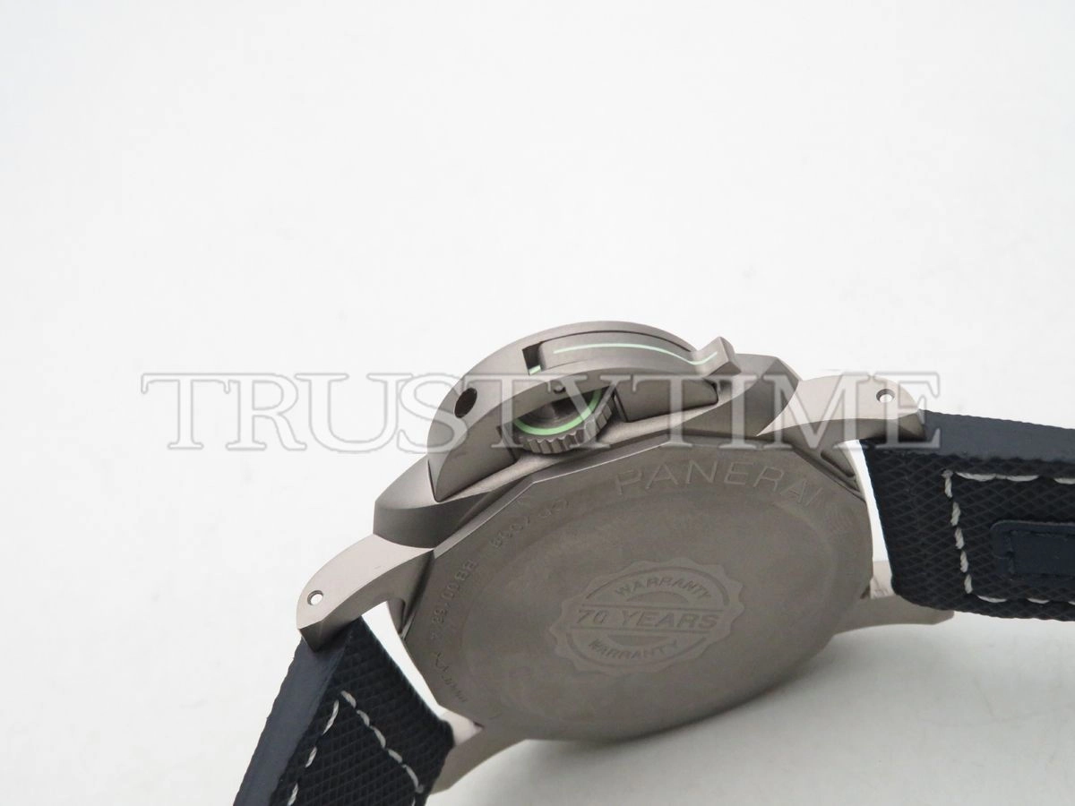 Копия часов Panerai Luminor 1950 3 Days Titanium 44mm PAM01117 Арт.PN-0792