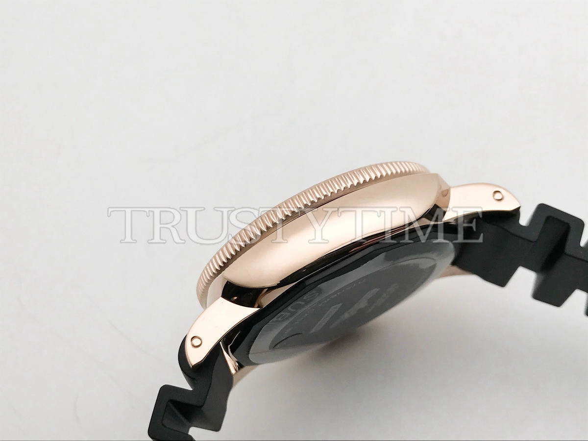 Копия часов Panerai Submersible Goldtech™ 42mm PAM02164 Арт.PN-0882