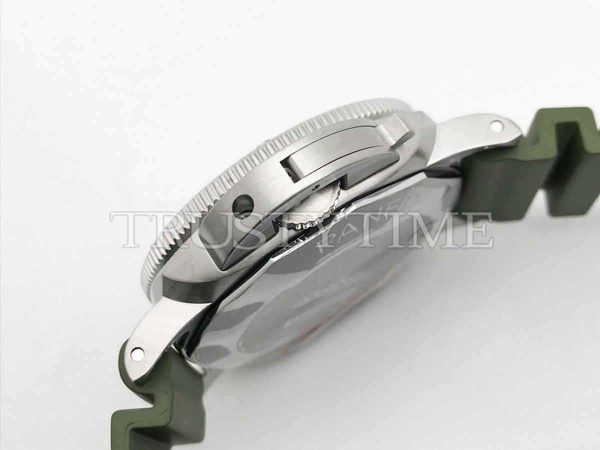 Копия часов Panerai Submersible QuarantaQuattro Bianco 44mm PAM01226 Арт.PN-0920