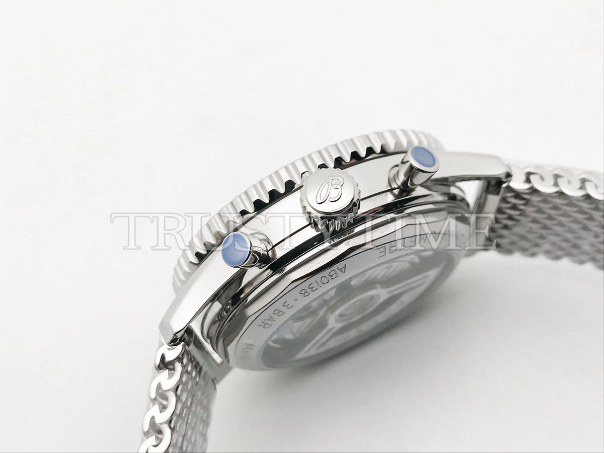 Копия часов Breitling Navitimer B01 Chronograph 46 AB0137241L1A1 Арт.BT-1077