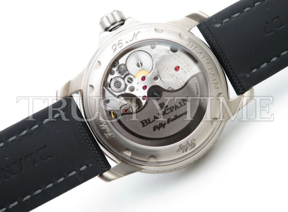 Копия часов Blancpain Fifty Fathoms 5015-1130-52A Арт.BP-0284