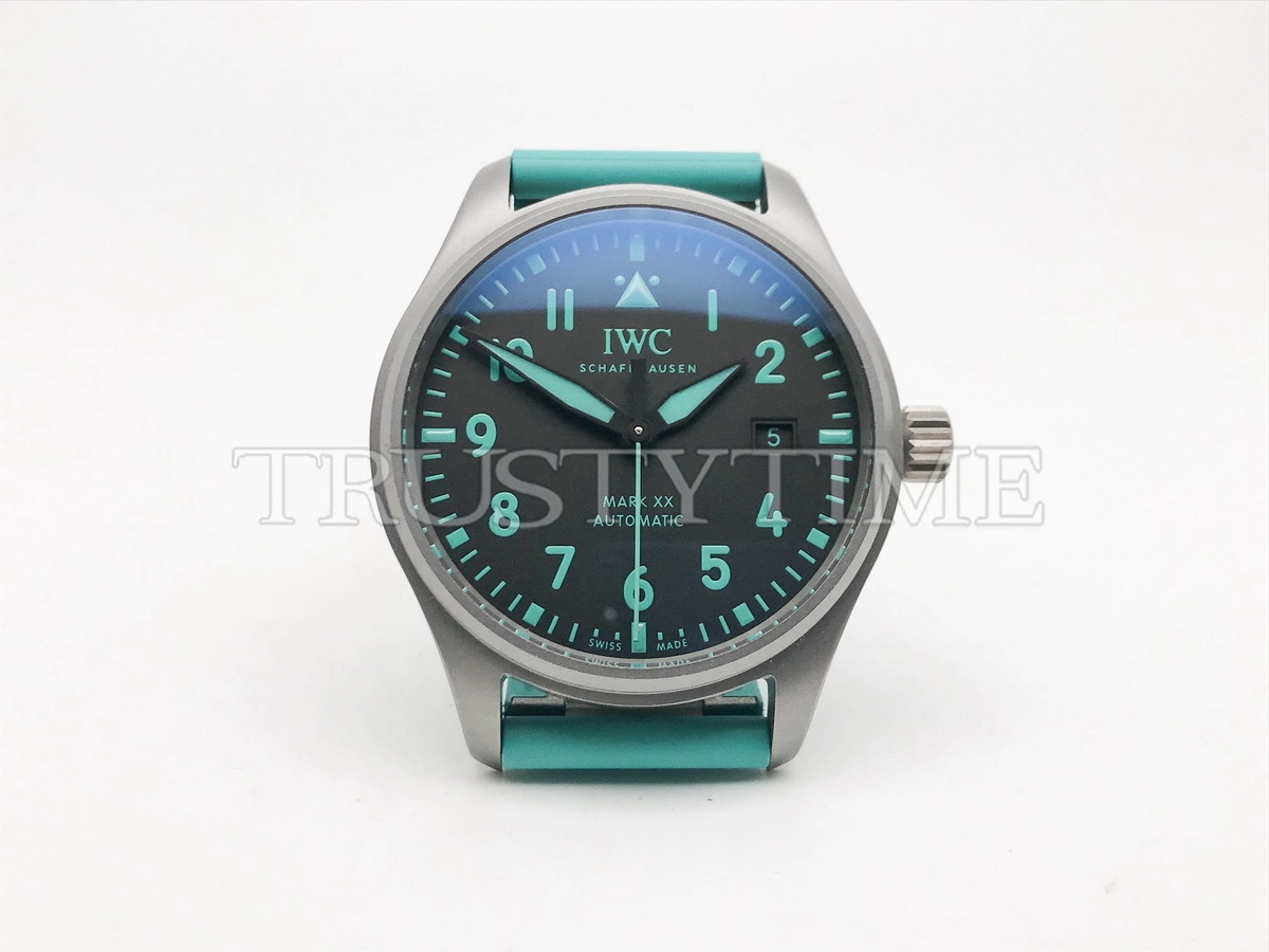 Копия часов IWC Pilot’s Watch Mark XX Mercedes-AMG PETRONAS Formula One™ Team 40 IW328210 Арт.IW-0930