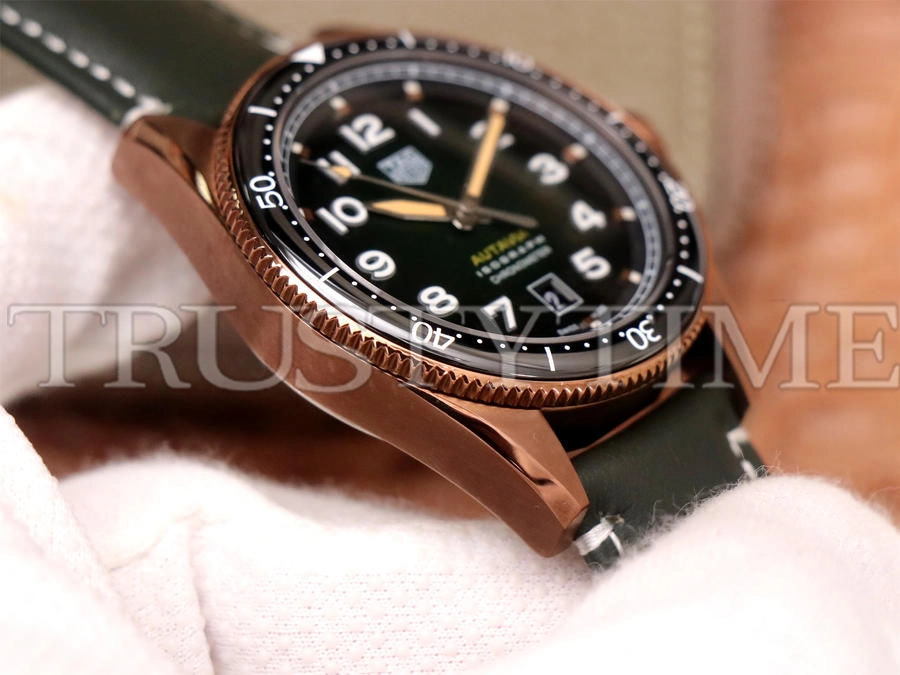 Копия часов Tag Heuer Autavia Isograph Calibre 5 42mm WBE5190.FC8268 Арт.TG-0603