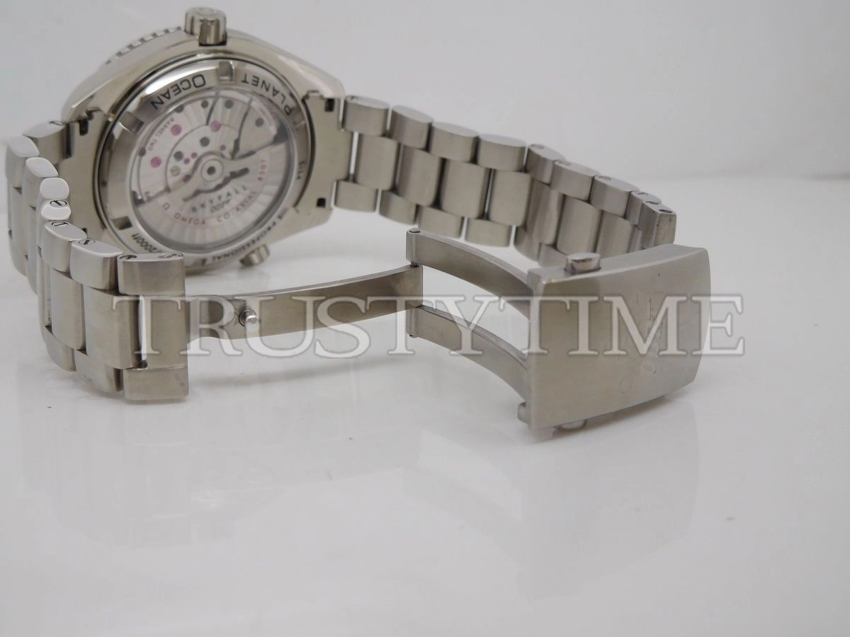 Копия часов Omega Seamaster Planet Ocean 600m Omega Co‑Axial Skyfall 007 42 mm 232.30.42.21.01.004 Арт.OM-0576