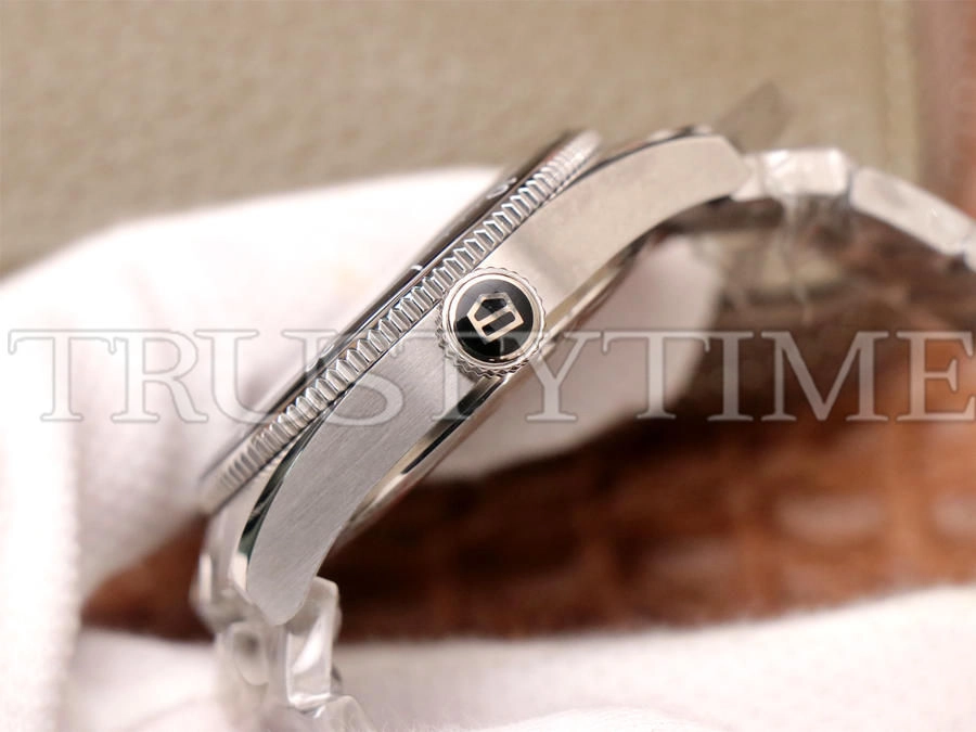 Копия часов Tag Heuer Autavia Isograph Calibre 5 42mm WBE5114.EB0173 Арт.TG-0555